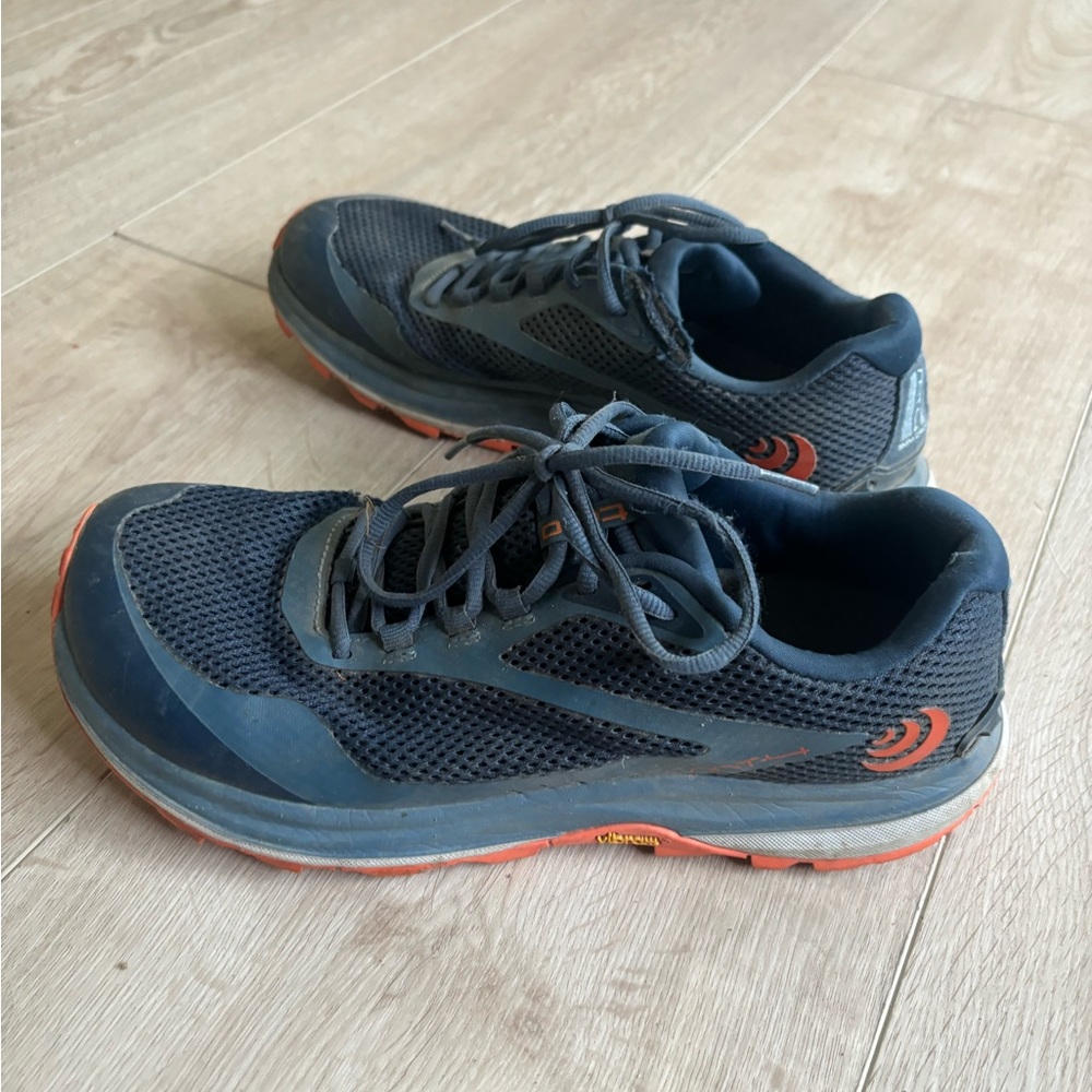 Topo trail runners size 10 (women)